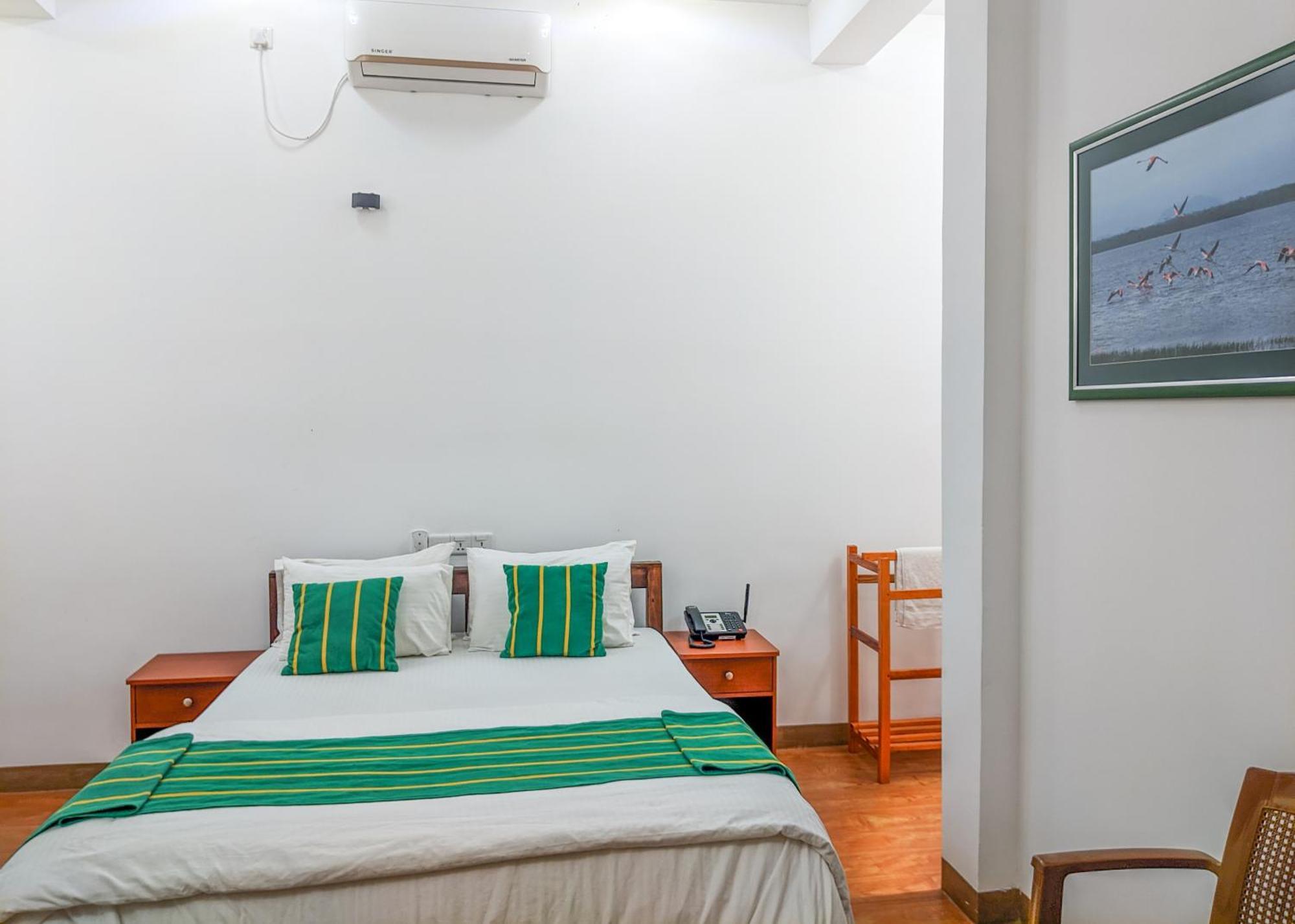 Yala Golden Wild Bed & Breakfast Tissamaharama Dış mekan fotoğraf