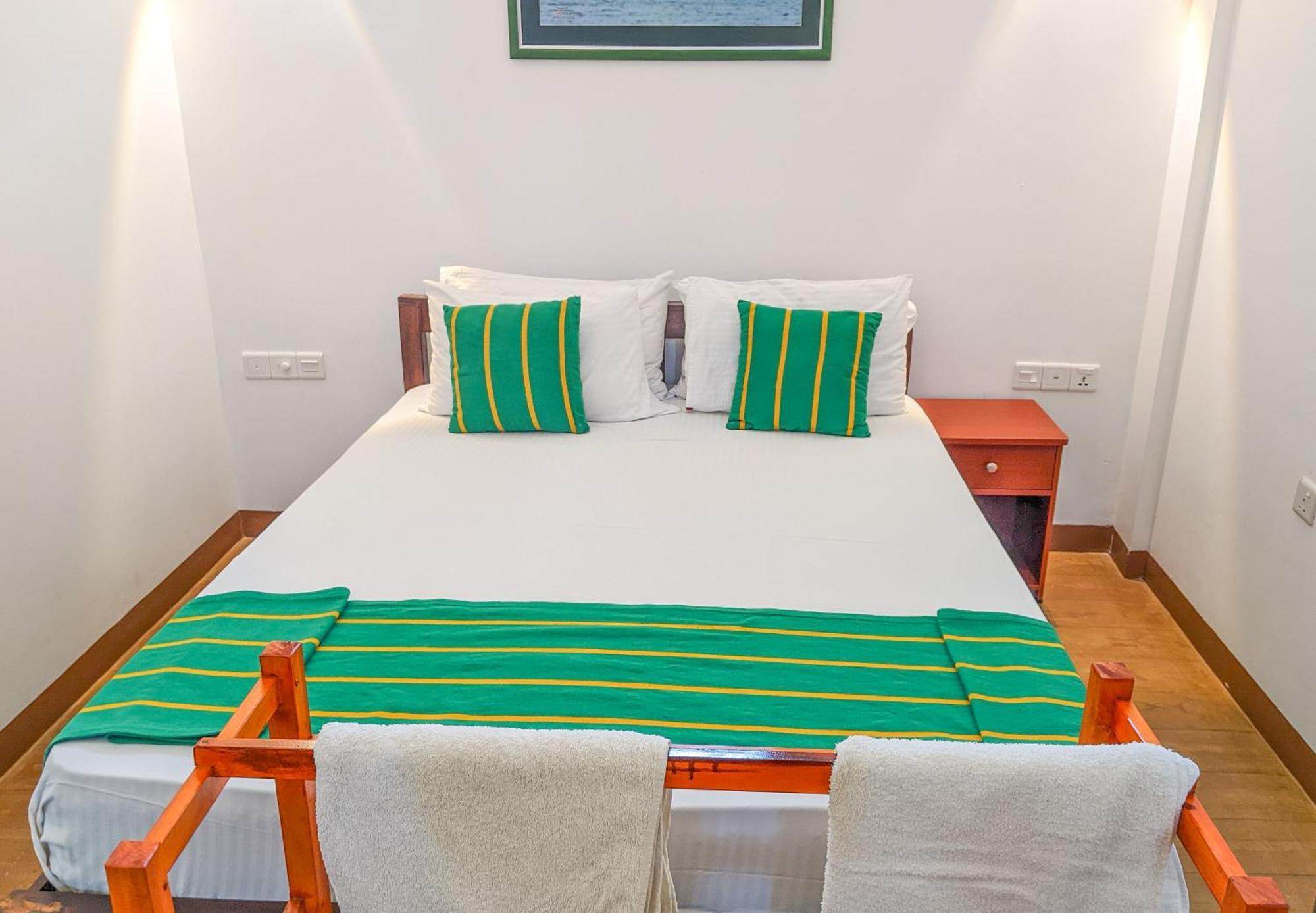 Yala Golden Wild Bed & Breakfast Tissamaharama Dış mekan fotoğraf