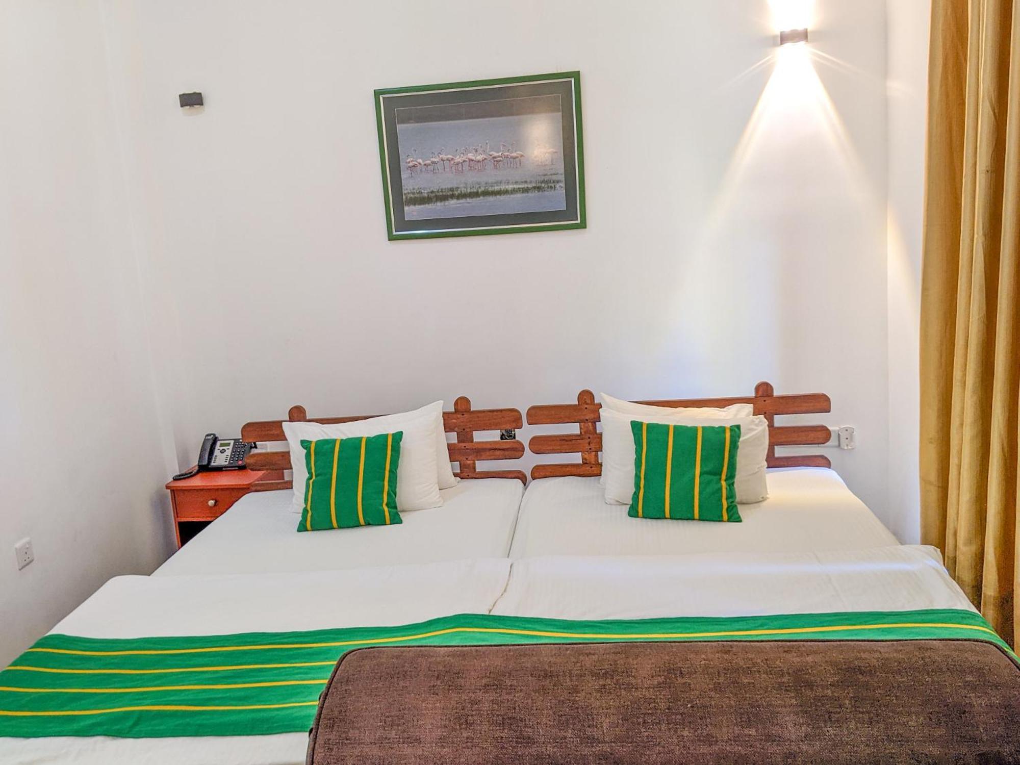 Yala Golden Wild Bed & Breakfast Tissamaharama Dış mekan fotoğraf